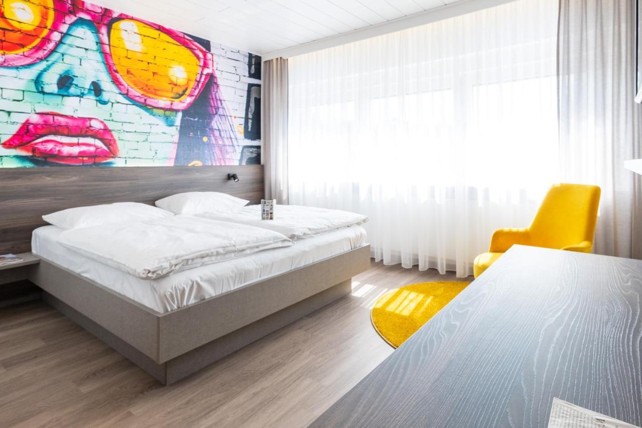 Art-Hotel Braun Кирхгаймболанден Экстерьер фото